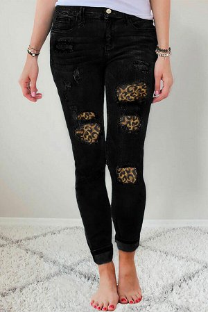 Черные облегающие джинсы с высокой талией и леопардовыми заплатками