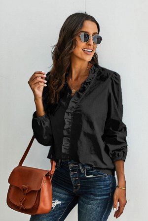 Черная блуза с длинными рукавами и рюшами