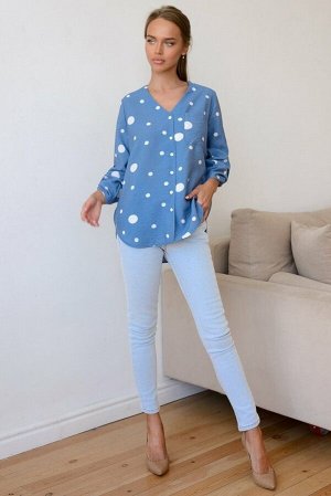 Рубашка Размер: 42 / 44 / 46 / 48 / 50 / 52 / 54
Идеального городского стиля легко можно добиться, сочетая рубашку, неяркого синего оттенка в горошек и кюлотов. Модные, расслабленные капсулы для повсе