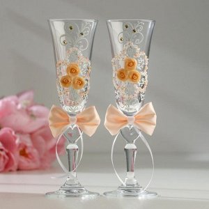 Набор свадебных бокалов "Восторг", с лепниной, бисером и бантами, персиковый
