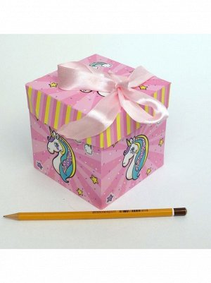 Коробка складная Единорог голова на розовом 10 х 10 х 10 см YXL-5031S-1