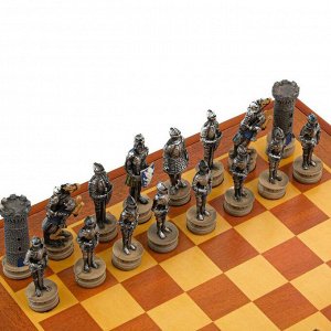 Шахматы сувенирные &quot;Крестовый поход&quot;, h короля=8 см, h пешки=6,5 см, 36 х 36 см