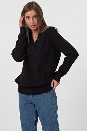 Пуловер вязаный свободный со спущенным плечом черный