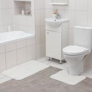 Набор ковриков для ванны и туалета Доляна «Плюшевый», 3 шт: 80x49, 40x49, 40x35 см, цвет белый
