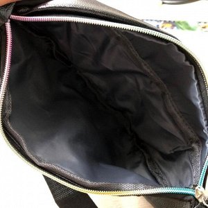 Поясная сумочка Mezalia из мягкой эко-кожи рубинового цвета.