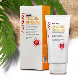 Витаминизированный  Крем - протектор для лица с легкой текстурой Farm Stay  DR-V8 Vita Sun Cream SPF50+, PA+++