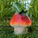 Скульптура-фигура для сада из полистоуна &quot;Гриб с лягушкой&quot; 1