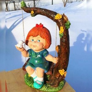 Скульптура-фигура для сада из полистоуна "Девочка на качелях