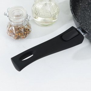 Сковорода Доляна «Элит», d=24 см, пластиковая ручка, стеклянная крышка, антипригарное покрытие