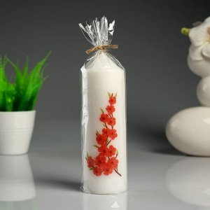 Свеча- цилиндр "Красные цветы" белая, с декором, 5?15,5 см
