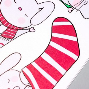 Наклейка пластик интерьерная цветная "Зайчики и котята в новогодних носочках" 30х30 см
