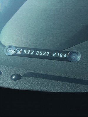 Стильная табличка автовизитка на лобовое стекло FOURING