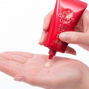 KOSE Grace One BB Cream - матирующий крем с защитой от солнца оттенок 01