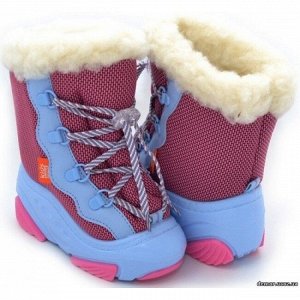 Сапоги розовый Snow mar a
При производстве зимней обуви торговой марки Demar используется натуральная овечья шерсть, благодаря этому обувь выдерживает морозы до -20С. Дутики достаточно легкие, вес до 