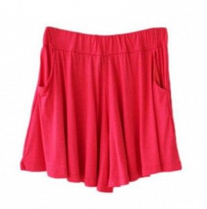Женские шорты, цвет красный