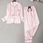 Красивая даже дома. Тапочки, маски для сна, пижамы, кигуруми