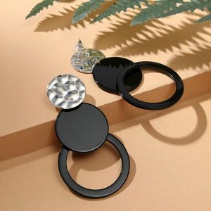 Серьги "Модерн" мятый металл, диск и кольцо, цвет чёрный в серебре
