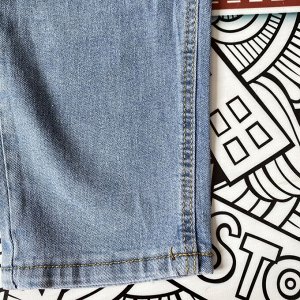 Джинсы Новинка в ассортименте от 15.06. Легкие летние джинсы модель МОМ ткань со стрейч. Маломерят на размер.