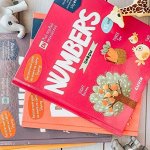 Серия книг с подключением к цифровой системе через QR код