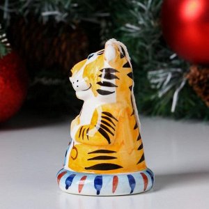 Колокольчик фарфоровый "Тигра с шарфом", 10 см