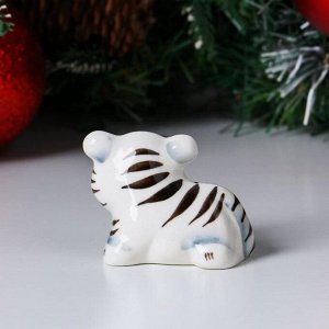 Сувенир фарфоровый "Тигрик Симба белый", 5 см