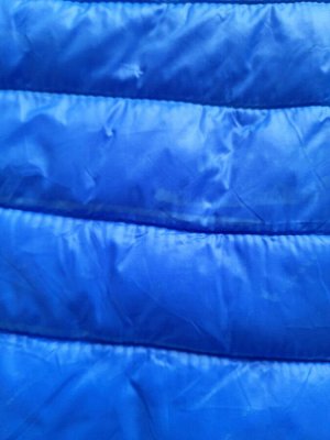 Куртка Цвет голубой
Вся куртка в выбеленных пятнах
ОГ - 114 см