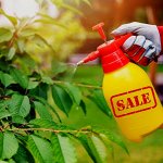 Распродажа семян, удобрений и садового инвентаря