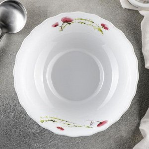 Тарелка суповая Доляна «Нежные маки», d=18 см, цвет белый