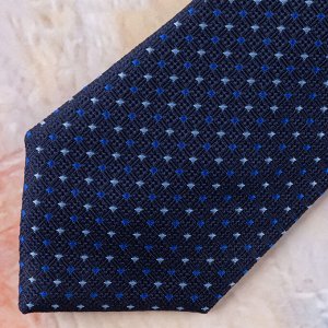 Галстук Цвет: синий. Комплектация: галстук. Состав: микрофибра-100%. Бренд: Svyatnyh. Длина, см: 35. Ширина, см: 6. Фактура: узор.
