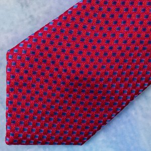 Галстук Цвет: красный. Комплектация: галстук. Состав: микрофибра-100%. Бренд: Svyatnyh. Длина, см: 35. Ширина, см: 6. Фактура: узор.