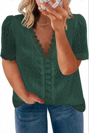 Зеленая элегантная кружевная блуза в швейцарский горошек с V-образным вырезом и коротким рукавом