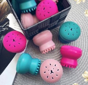 Силиконовый осьминожка для очистки пор и массажа лица ETUDE HOUSE My Beauty Tool Exfoliating Jellyfish Silicon Brush