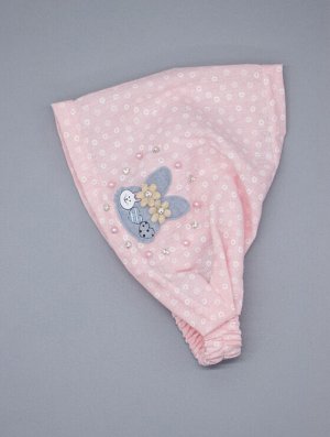Косынка для девочки на резинке, мелкие горошки, серый зайчик и два цветка, бусинки, светло-розовый
