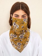 Маска-шарф для лица с цветочным узором