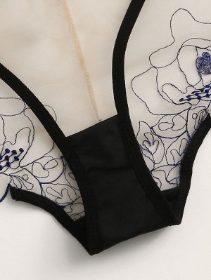 Комплект женского белья на косточках с цветочной вышивкой