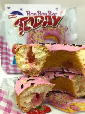 Today Donut Strawberry 50g - Турецкий пончик с клубничной начинкой и глазурью