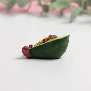 Фигурка полистоун «Кот - авокадо», 4 см