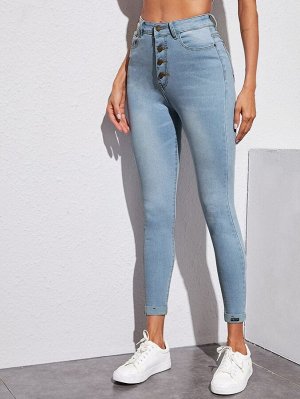 Модные джинсы на пуговицах