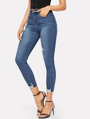 Рваные джинсы с необработанным краем