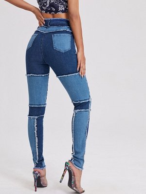 Контрастные узкие джинсы с высокой талией