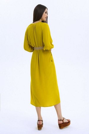 Платье Рост: 170 Состав: вискоза - 100% 
Длина спинки (центр) 126 см Длина рукава 53 см Цвет горчичный
