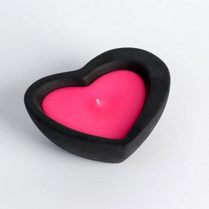 Свеча фигурная ароматическая в бетоне "Черное сердце", розовый