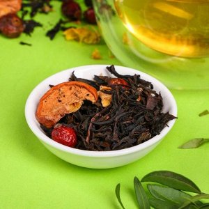 Чай чёрный в тубусе «Растворись в аромате чая», вкус: яблочный пунш,100 г