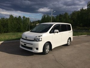 Ковры салонные 1 ряд Toyota Voxy (2007 - 2013) правый руль