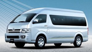 Коврик 4 ряд + багажник Toyota Hiace  2WD АКПП (H300) левый руль