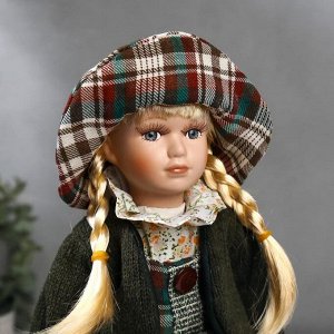 Кукла коллекционная керамика "Блондинка с косами, платье шотландская клетка" 30 см