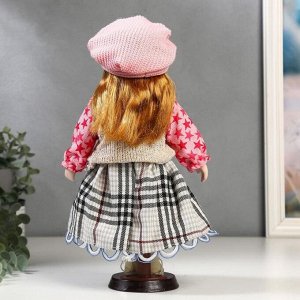 Кукла коллекционная керамика "Рыжая в бежевой жилетке и розовом берете" 30 см