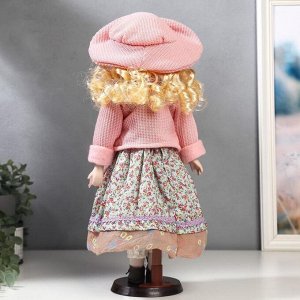 Кукла коллекционная керамика "Блондинка с кудрями, розовый пиджак и клетка" 40 см