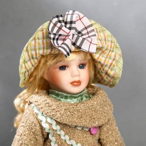 Кукла коллекционная керамика "Блондинка с кудрями, в зелёном свитере с тесьмой" 40 см