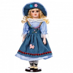 Кукла коллекционная керамика "Блондинка с кудрями, бежевый свитер зелёная юбка" 40 см